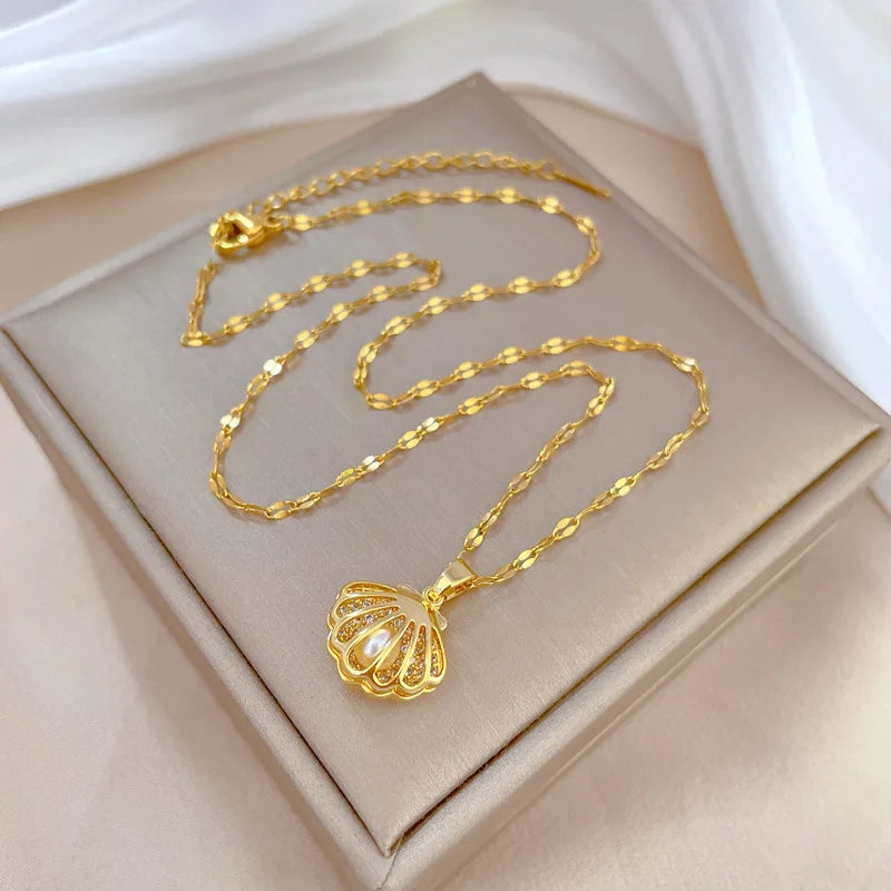 Luxury Shell Pearl Necklace