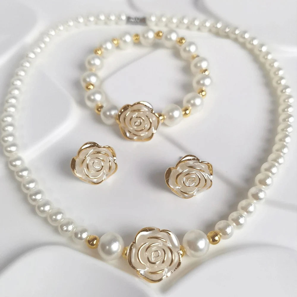 Pearl Bloom Charm Set